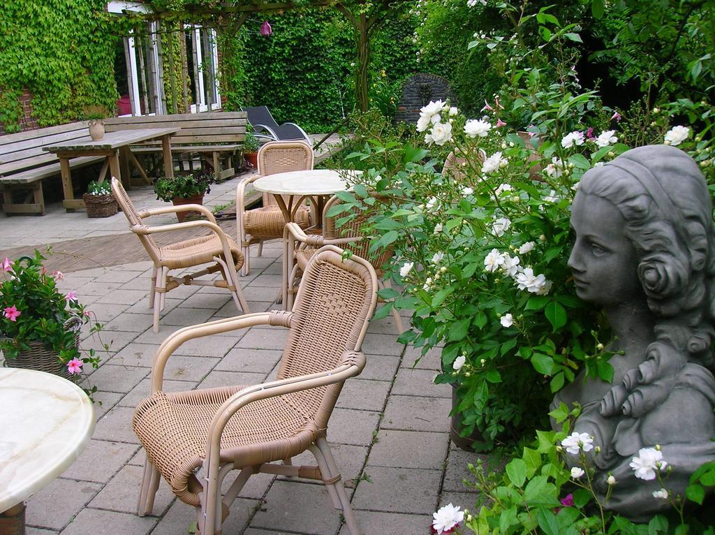 Door & Roos Bed & Breakfast Lottum ภายนอก รูปภาพ