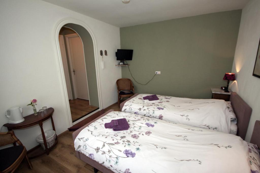 Door & Roos Bed & Breakfast Lottum ห้อง รูปภาพ
